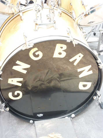 kick drum with the words on it 'gang band'